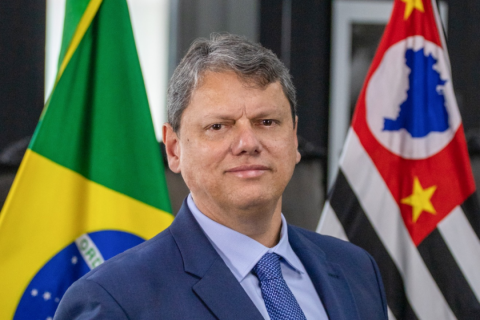 Levantamento indica rejeição a apoiados por Bolsonaro e Lula em Parnaíba