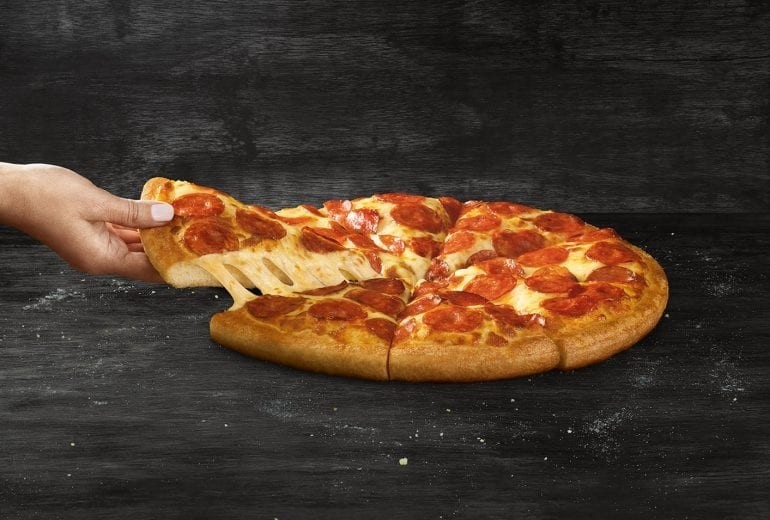 Pizza Hut celebra mês da Pizza com ofertas 50% off e promoção