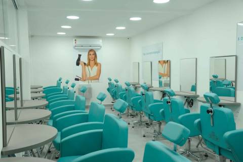 Franquia Instituto Ana Hickmann Inaugura Sala Em Alphaville Para Oferecer Curso De Cabeleireiro